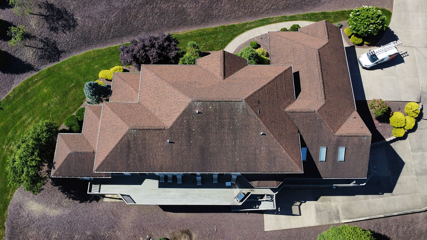 30 year old shingles on Williamsport residential home
