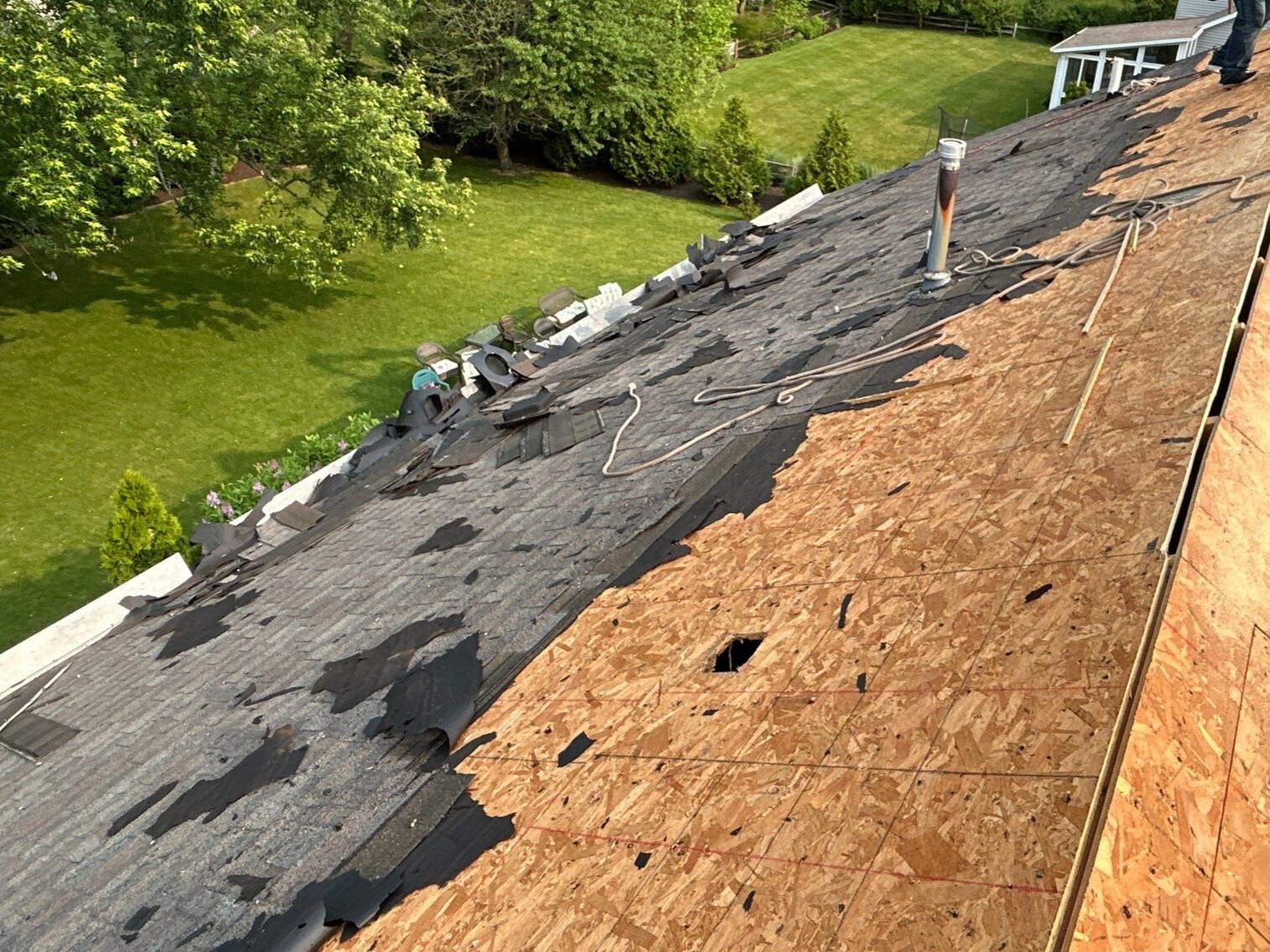 Roof tear off for Granger, Indiana home