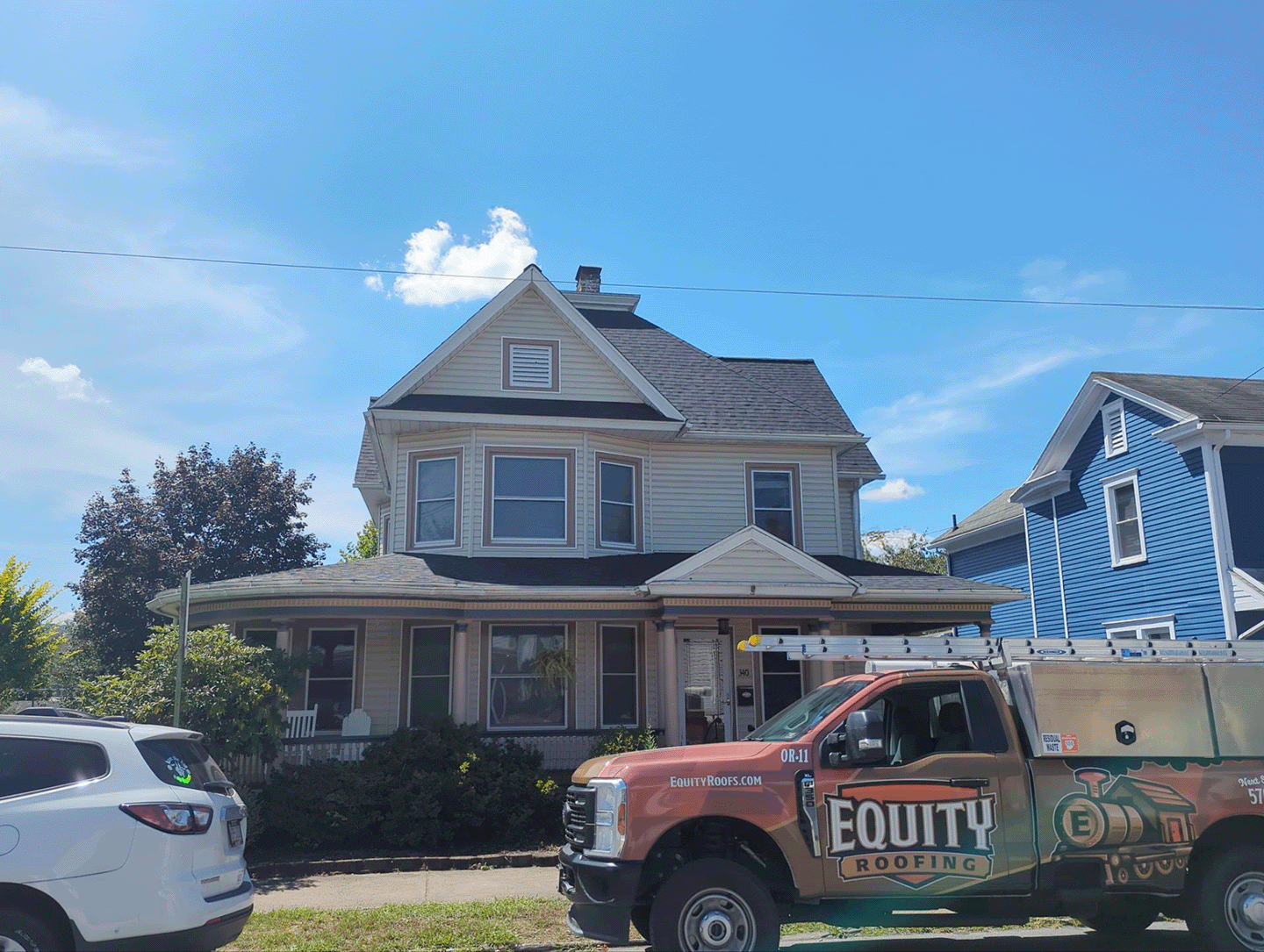 Danville PA residential roof replacement using OC Oakridge shingles in Onyx Black