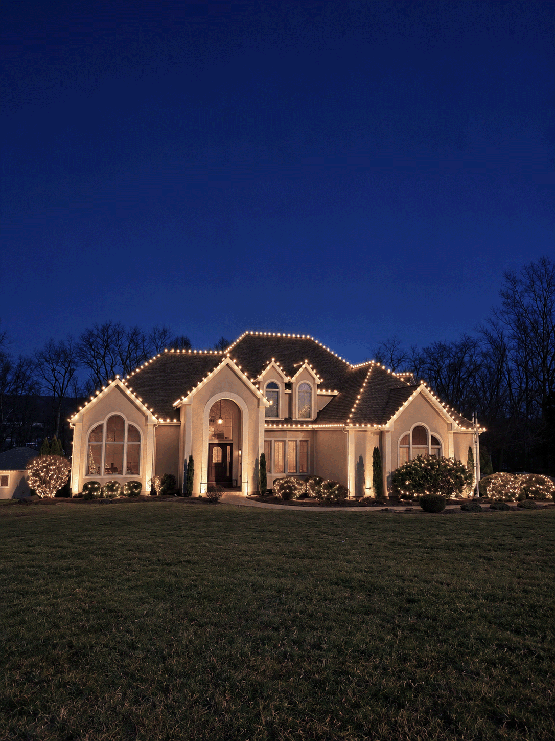 Professional Christmas light installation for home in Mechansburg PA