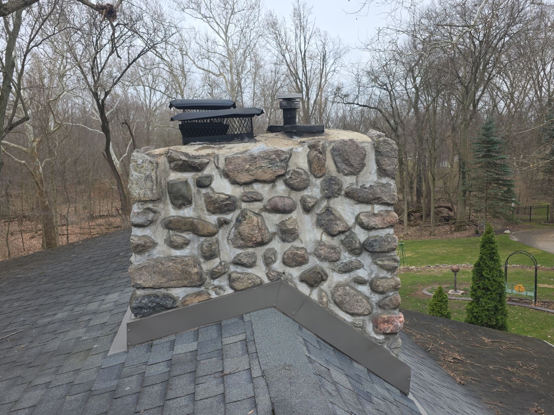Stone chimney with leaks in Indiana