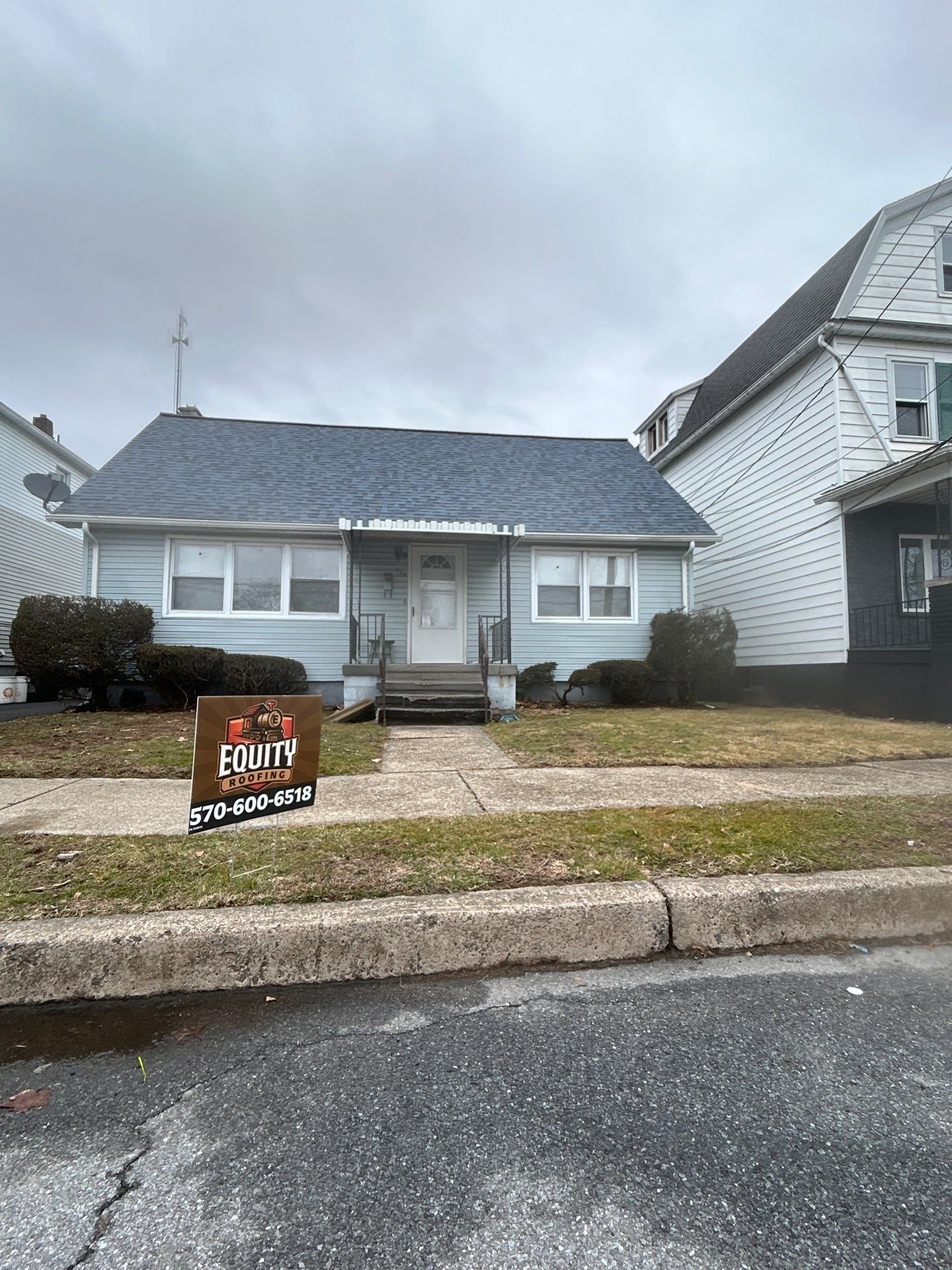 Wilkes Barre roof replacement using Owens Corning Duration shingles in Harbor Blue shingles