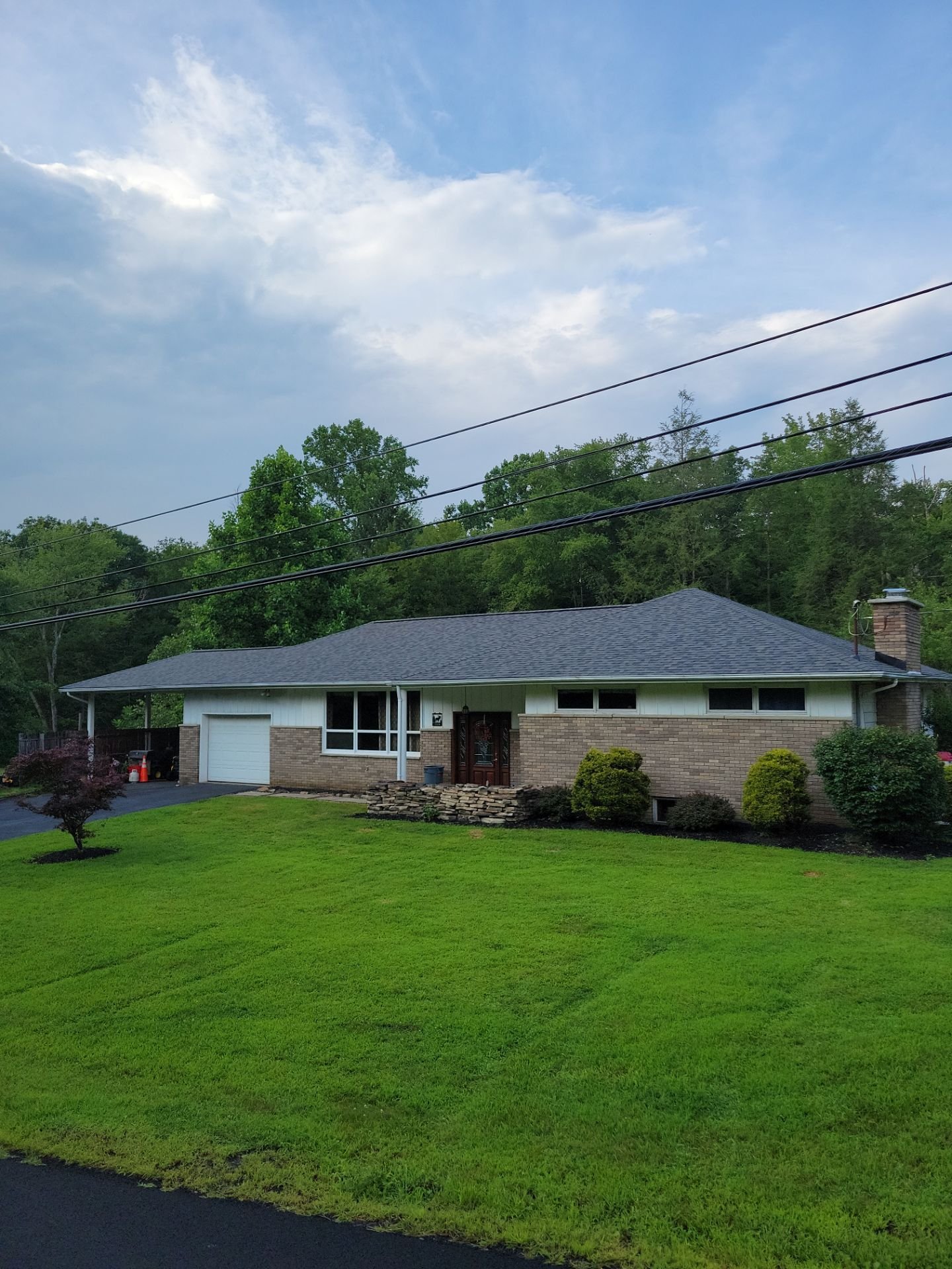 Wilkes-Barre roof replacement using Owens Corning Duration shingles in Peppercorn
