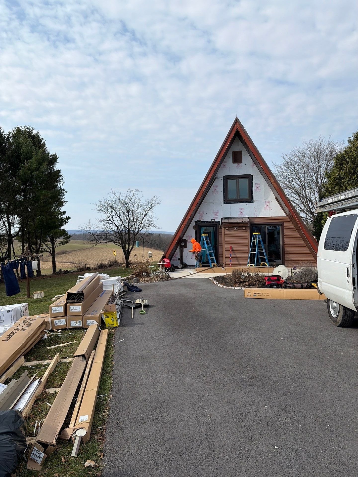 Siding replacement for A-Frame home in Middleburg