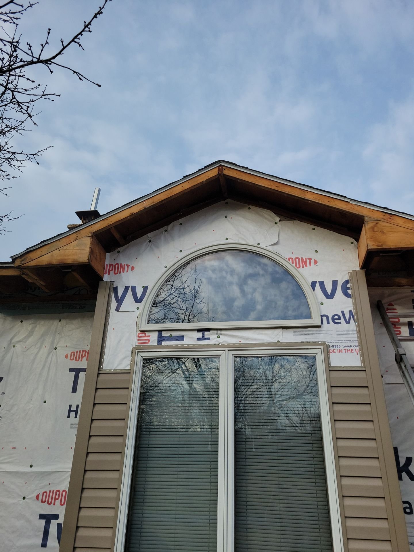 fascia getting replaced on Elysburg PA home