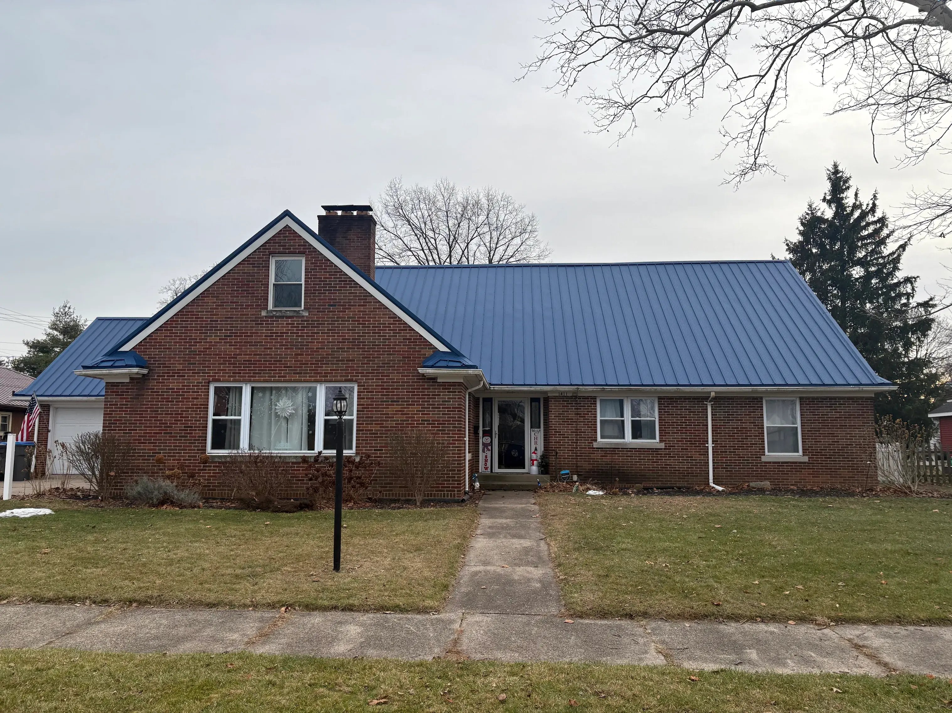 new metal roof installed by Equity Roofing in Elkhart, Indiana